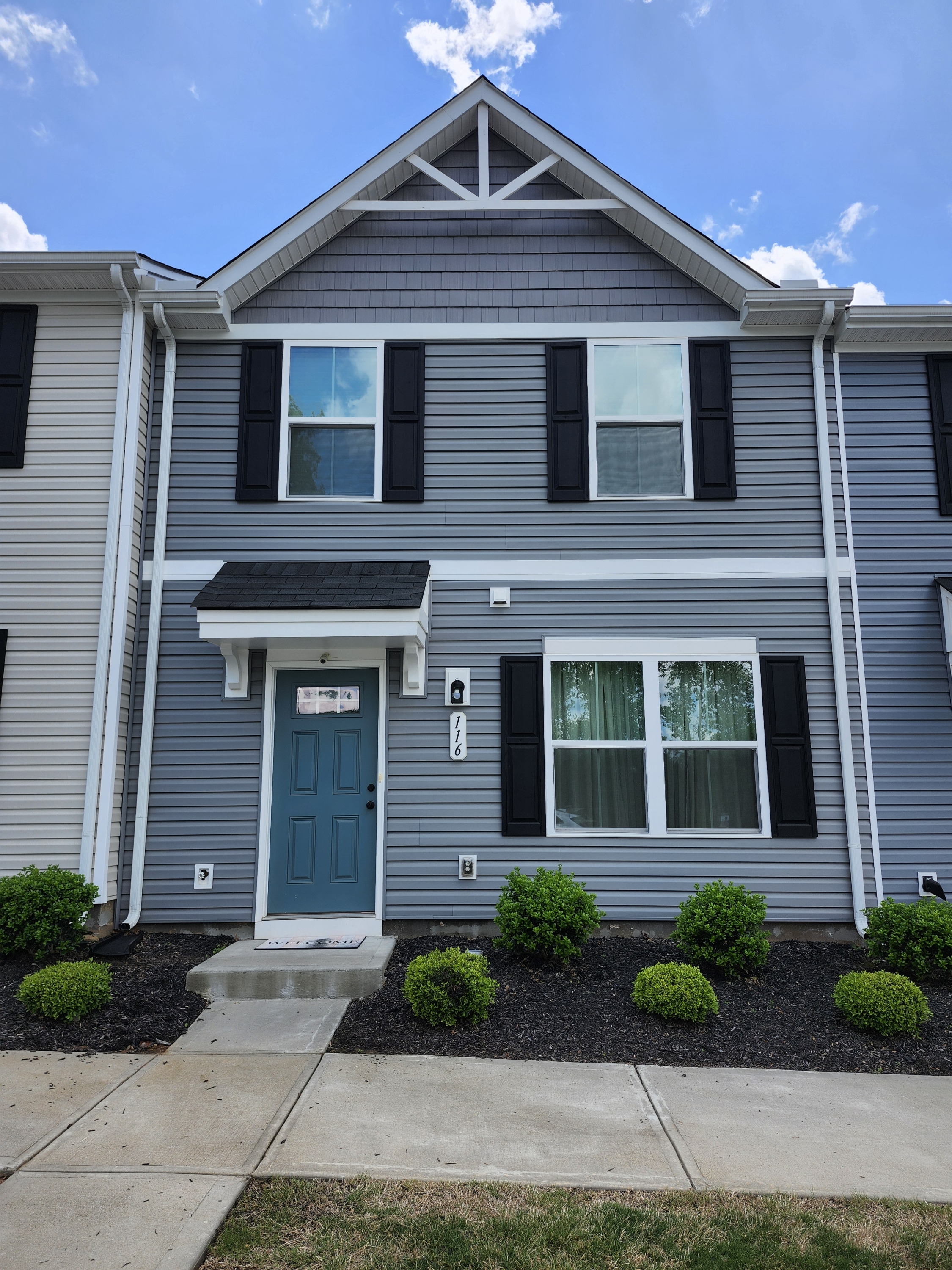 116 Forthside Way - 116